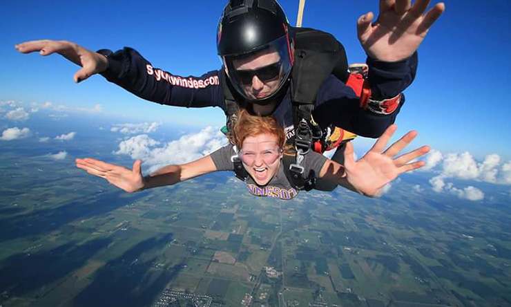 Kendra Hodel skydiving